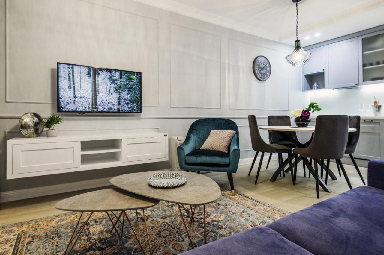 Divine Luxury Apartment Purple ซาดาร์ ภายนอก รูปภาพ