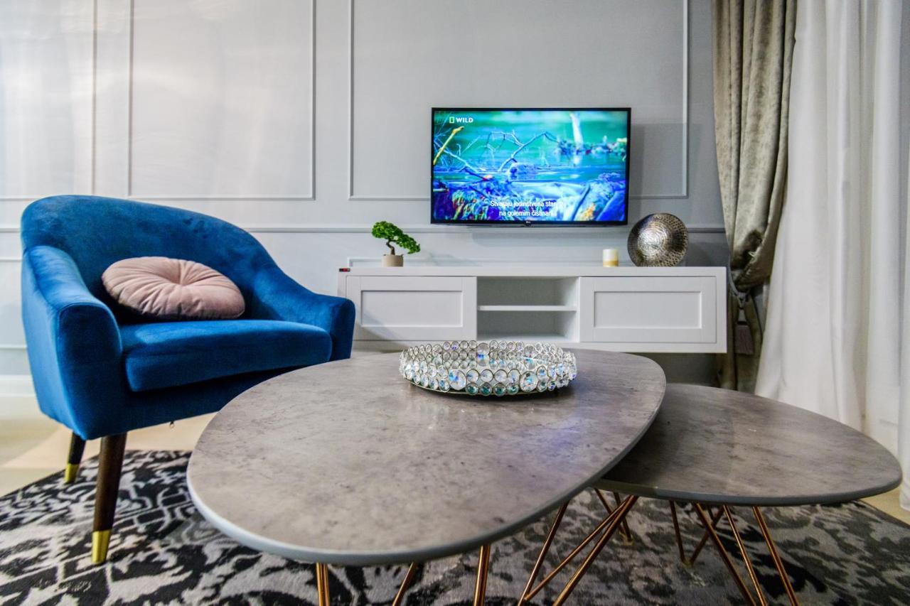 Divine Luxury Apartment Purple ซาดาร์ ภายนอก รูปภาพ